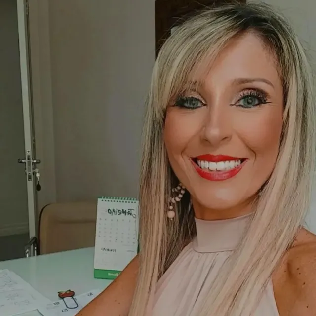Retrato de Francine - Nutricionista da Casa Amada